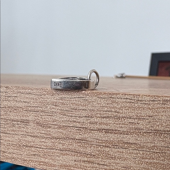 James Avery Heart / Cross pendant - Picture 2 of 3